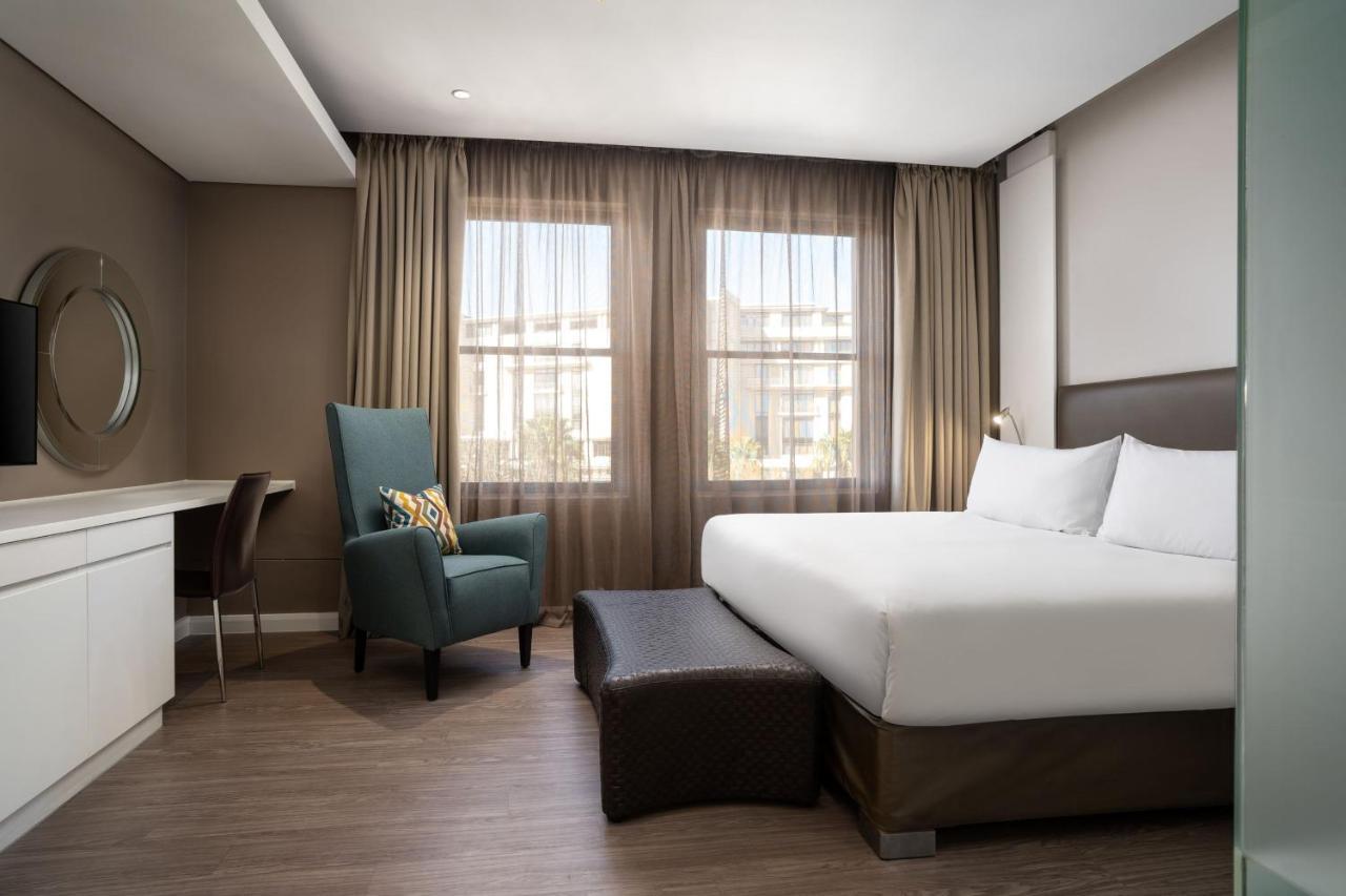 Protea Hotel By Marriott Cape Town Waterfront Breakwater Lodge Kültér fotó