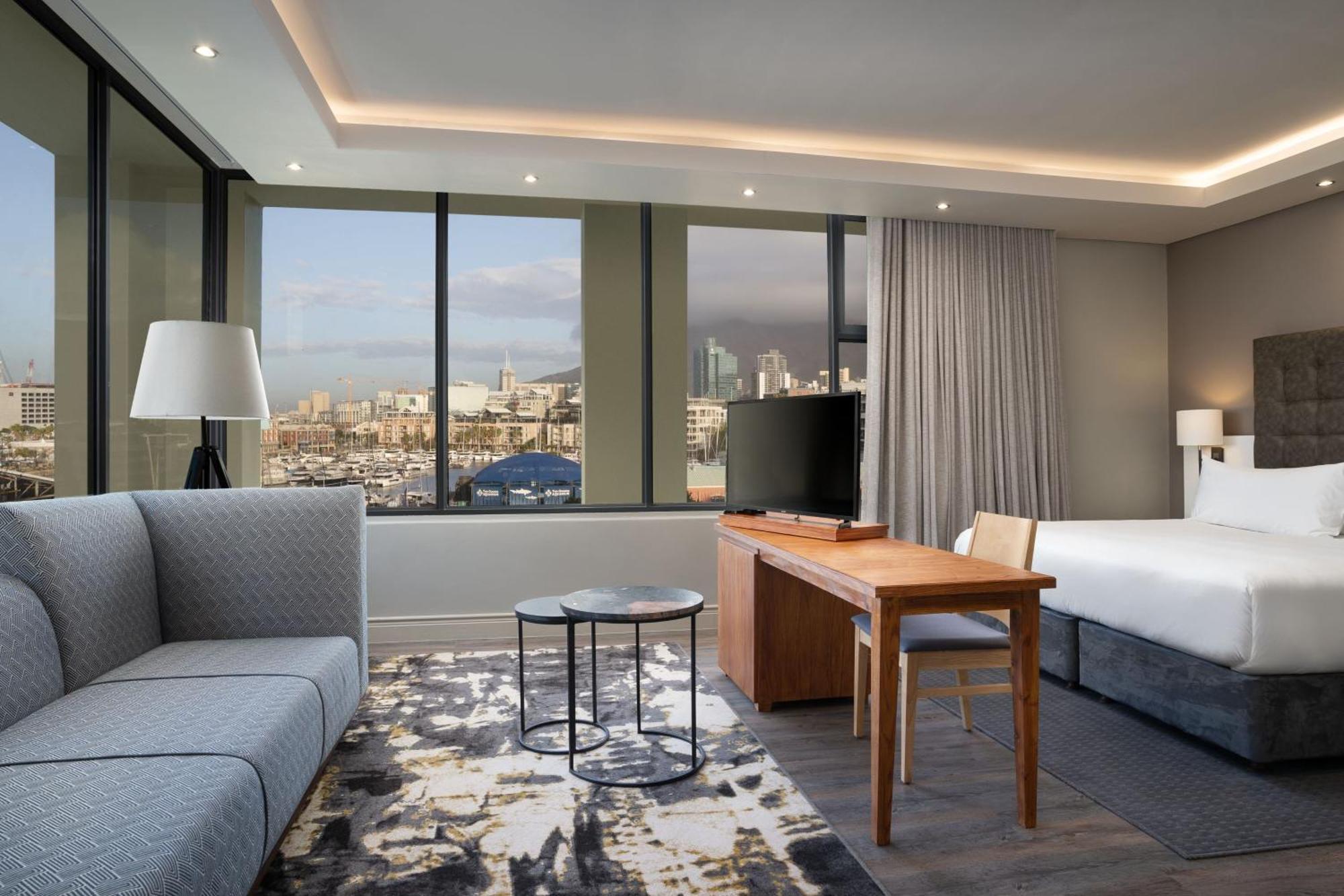 Protea Hotel By Marriott Cape Town Waterfront Breakwater Lodge Kültér fotó