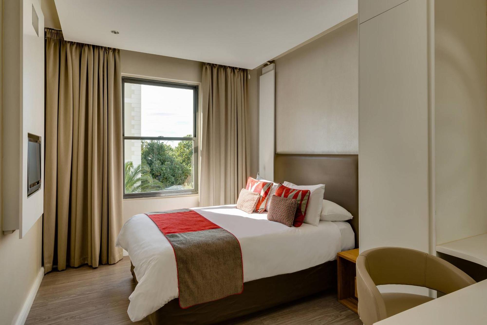 Protea Hotel By Marriott Cape Town Waterfront Breakwater Lodge Kültér fotó